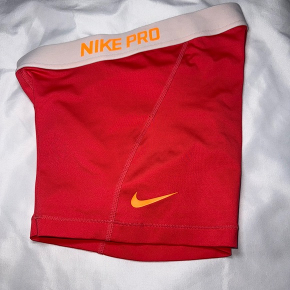 Nike Pro Compression Shorts - Picture 1 of 3